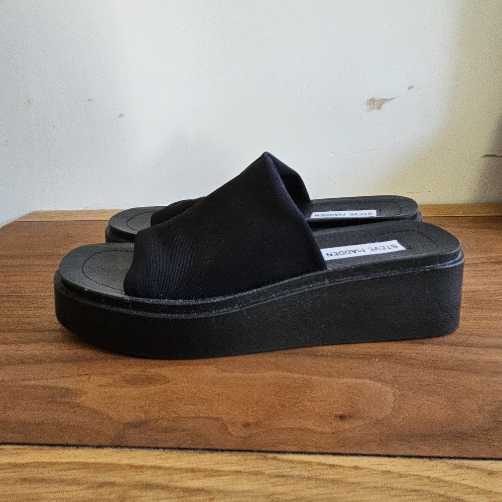 Steve Madden Black Platform Shoes